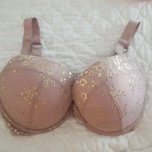 34DDD VICTORIA SECRET BRA PUSH UP